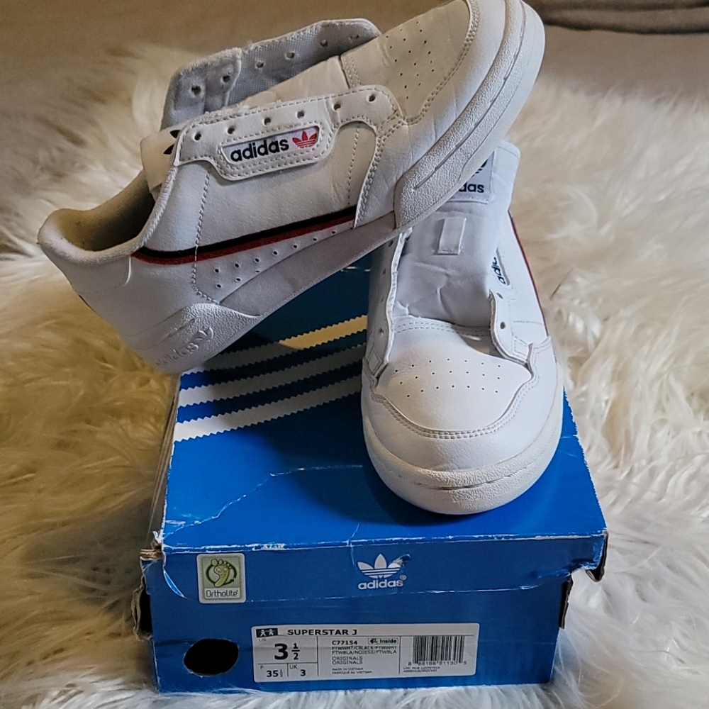 Adidas - Picture 2 of 2